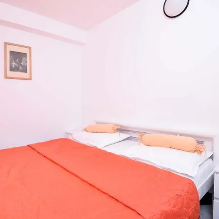 Jane Perna Appartement