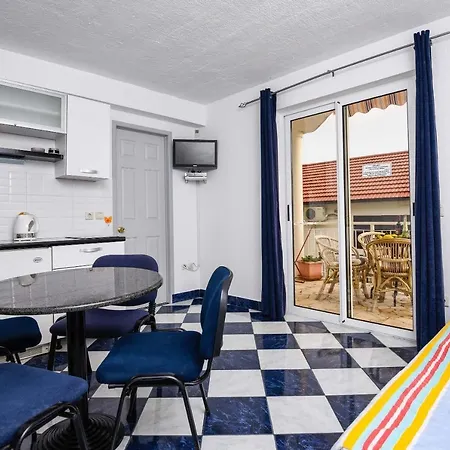 Appartement Jane Perna Kuciste