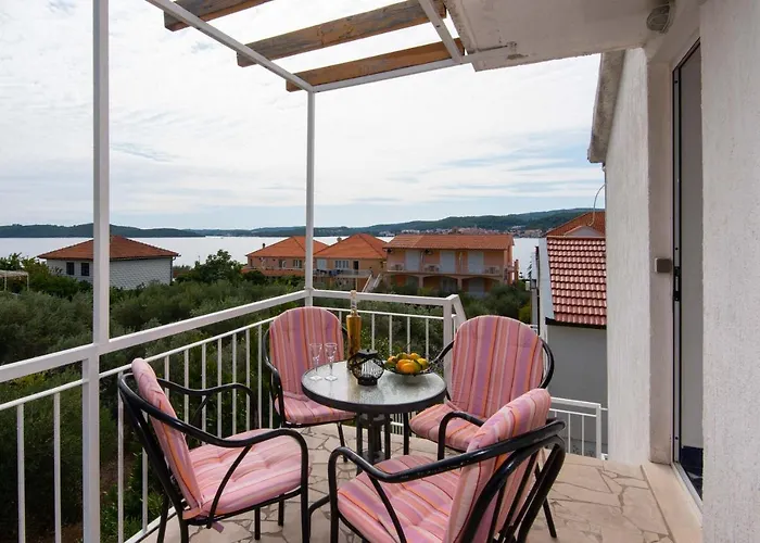 Jane Perna Appartement Kuciste